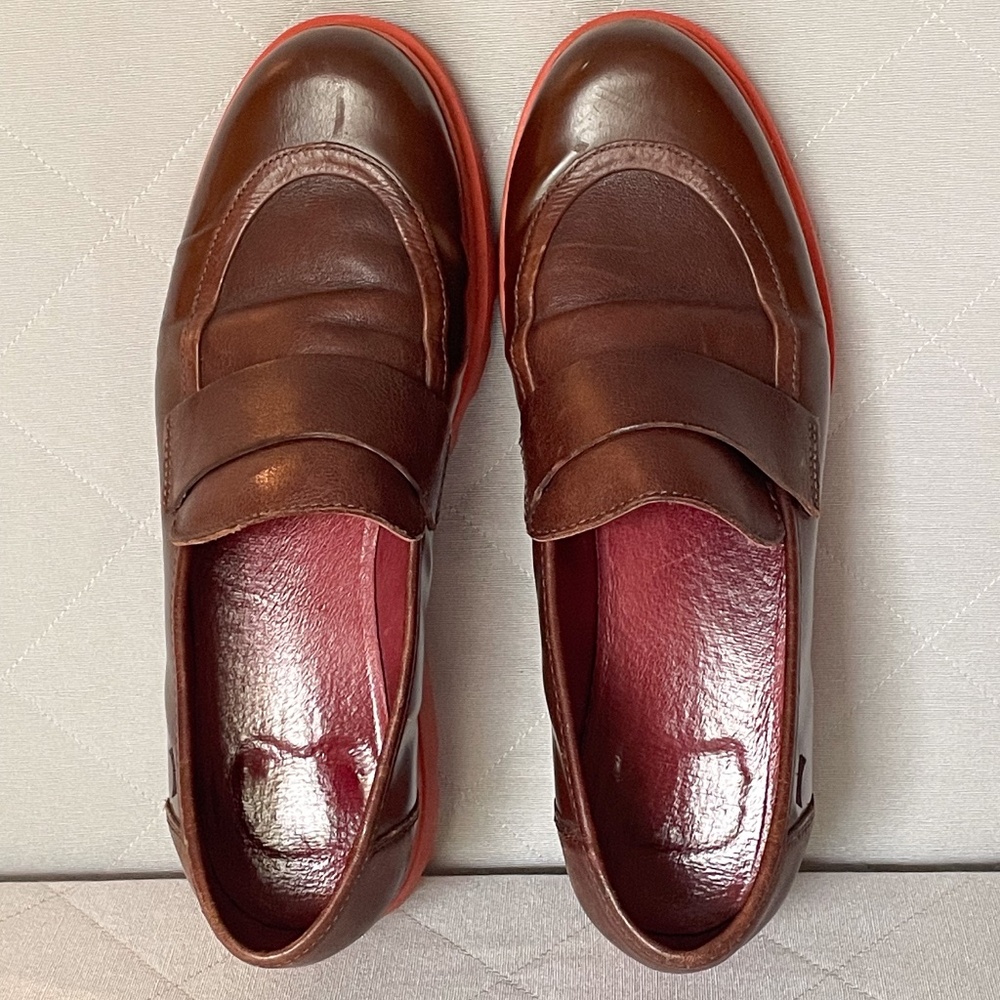 Camper Neuman/Mil Brown Loafer - Women's Size 40 - Pre-Owned - Picture 16 of 16